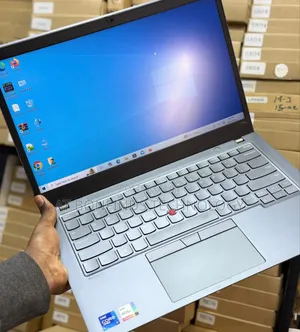 Laptop Lenovo Thinkpad T14s Gen 2 16GB Intel Core I7 SSD 512GB