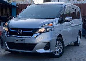 Nissan Serena 2019 Silver