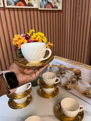 12pc Set High End Cup and Saucer Set