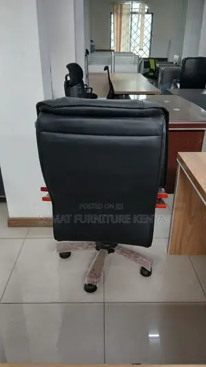 Non-Recliner Directors Office Seat