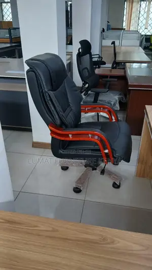 Non-Recliner Directors Office Seat