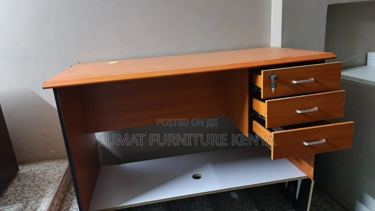 Modern 1.4m Secretarial Office Desk