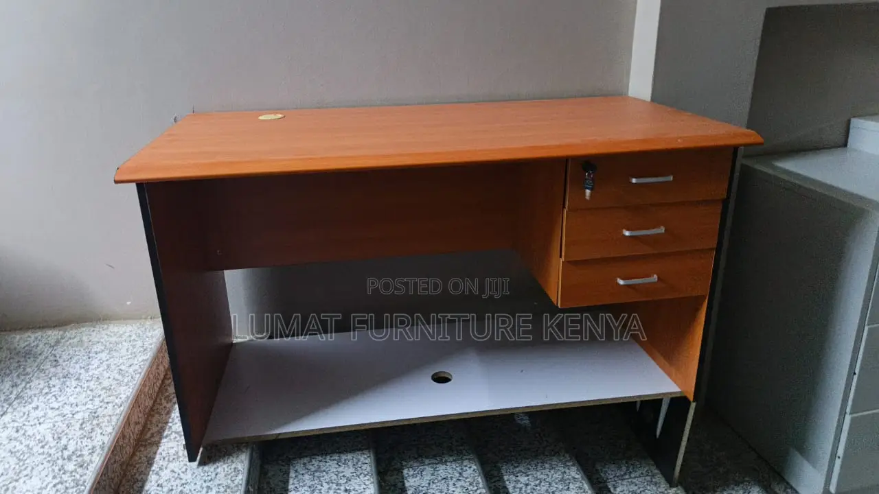 Modern 1.4m Secretarial Office Desk