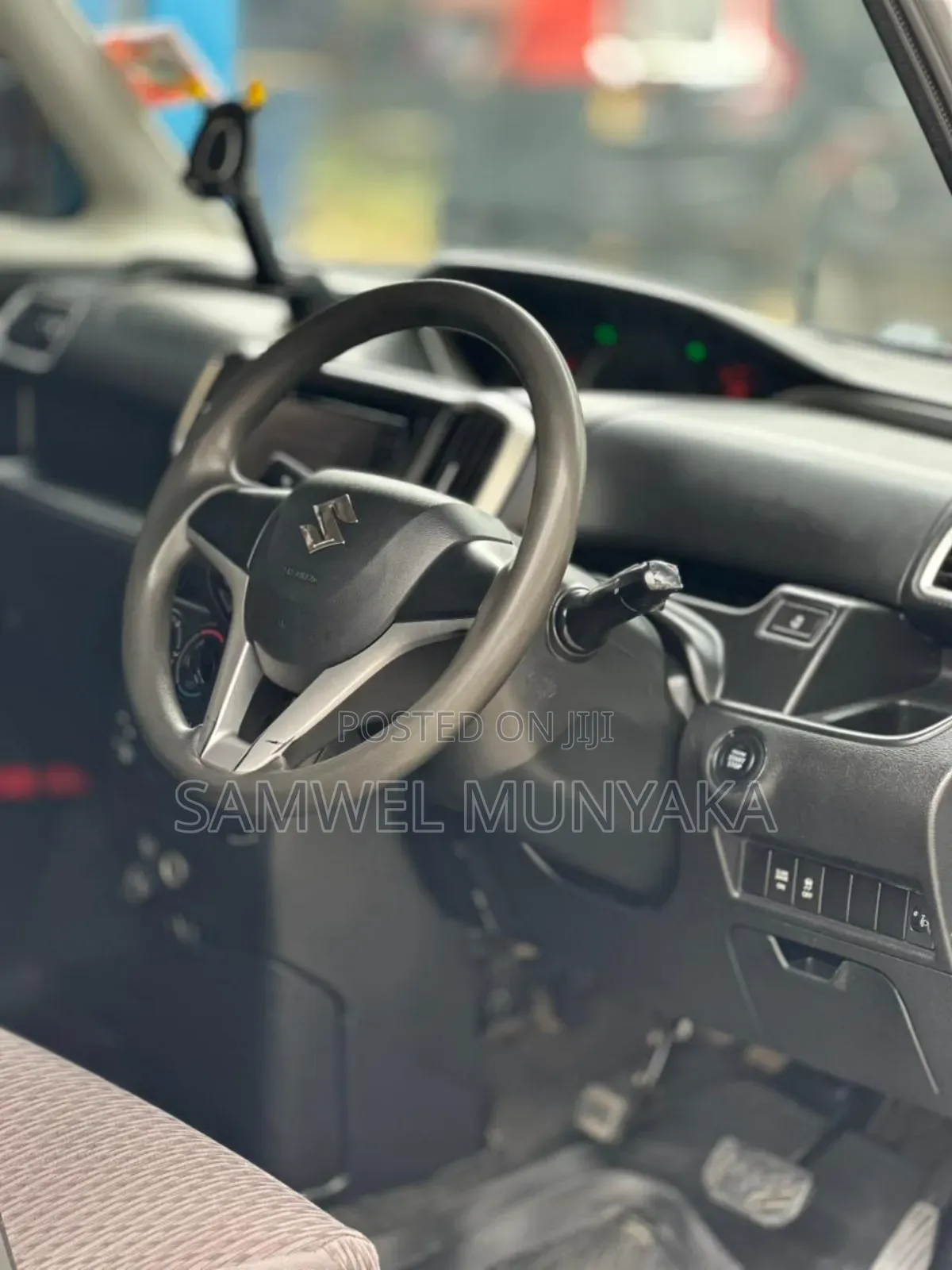 Suzuki Solio 2016 Silver
