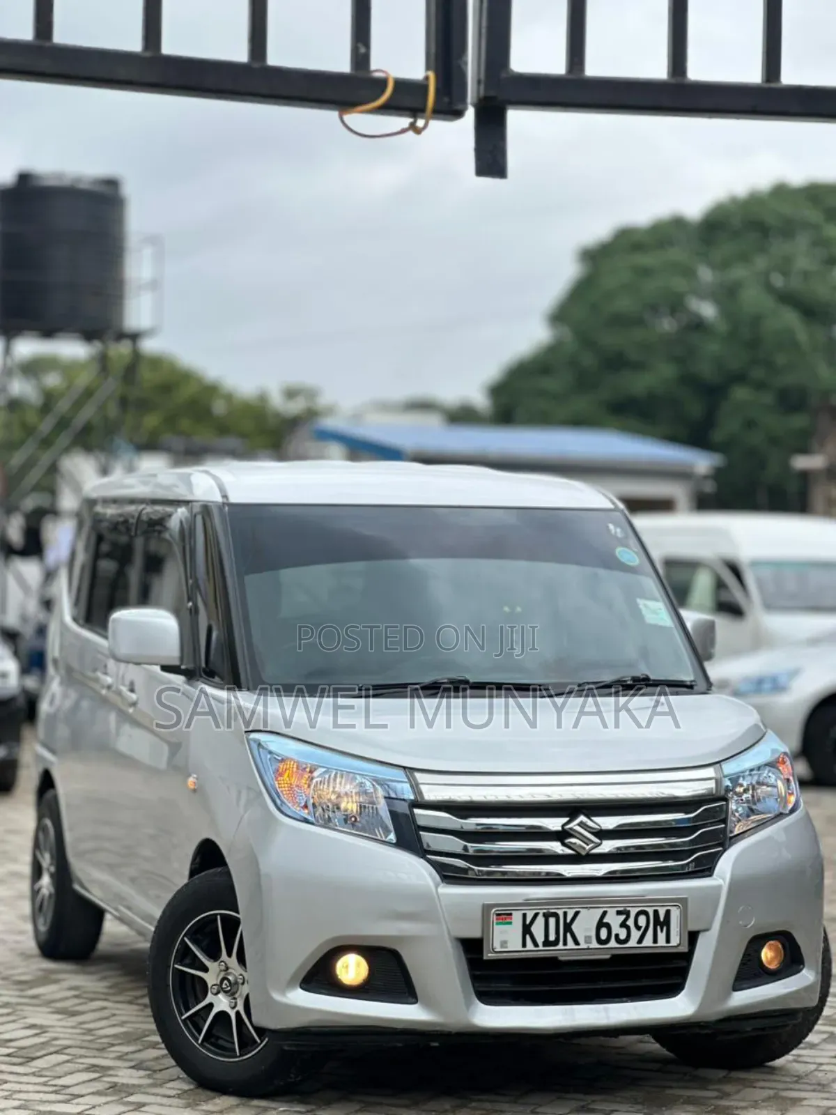 Suzuki Solio 2016 Silver