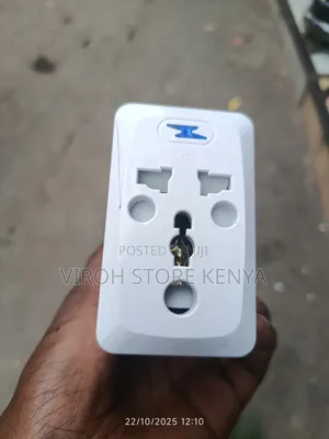 Universal Travel Adapter South Africa Plug in Socket Adapter