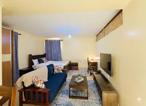 Spacious Airbnb in Ngara | Town View Parking | 5 Mins to CBD |