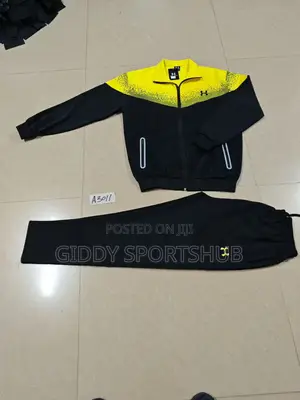 Under Armour Tracksuit