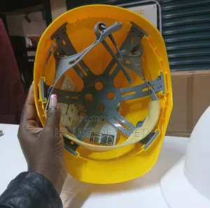 Tough Hdpe Jsp Helmets In Yellow