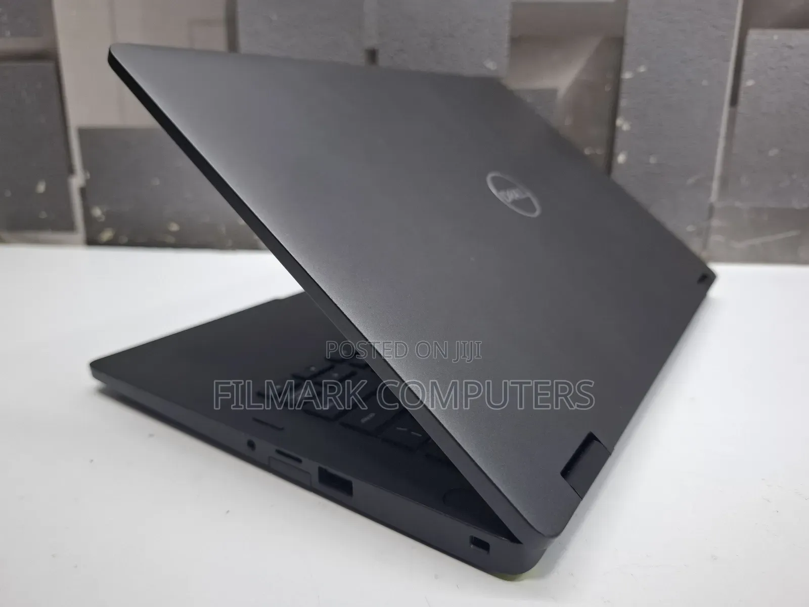 Laptop Dell Latitude 5300 16GB Intel Core i7 SSD 512GB