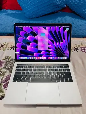 Laptop Apple MacBook Pro 2018 16GB Intel Core I5 SSD 256GB