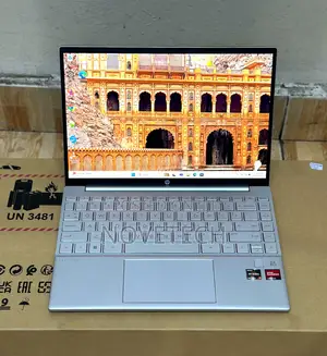 Laptop HP Pavilion 13 8GB AMD Ryzen 7 SSD 512GB