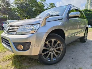 Suzuki Escudo
