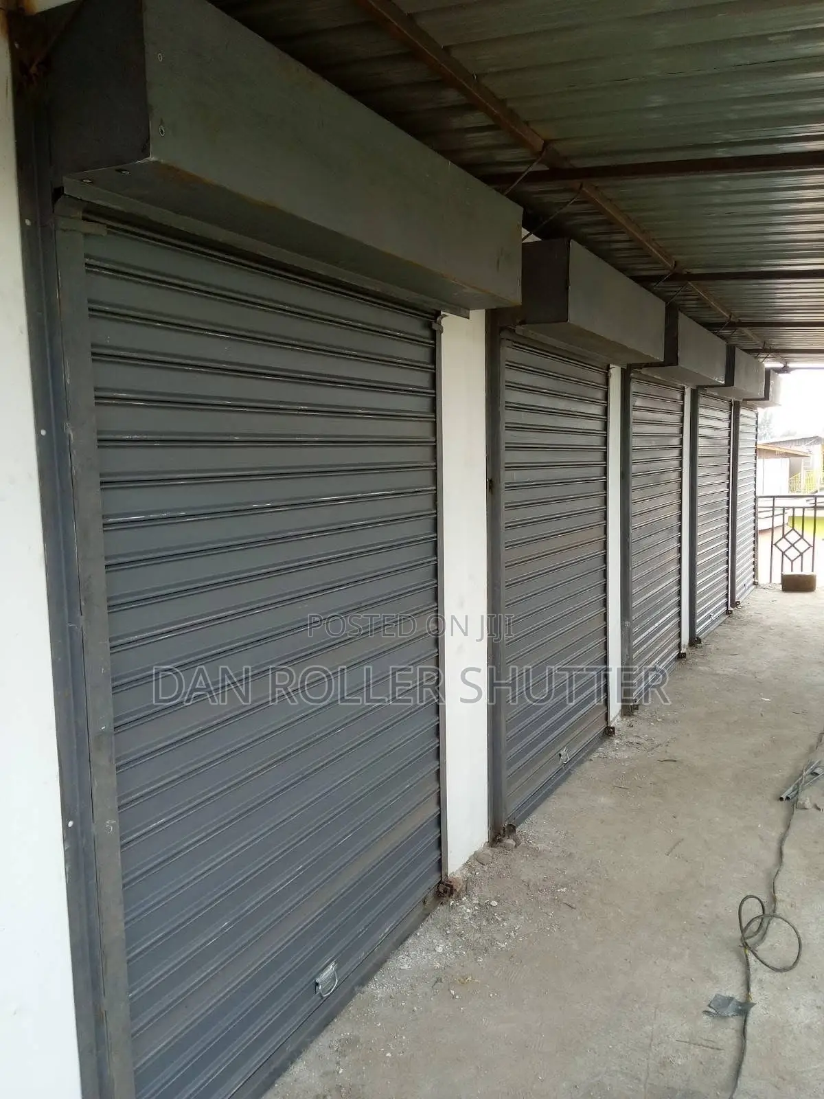 Electric Roller Shutters With Backup Power