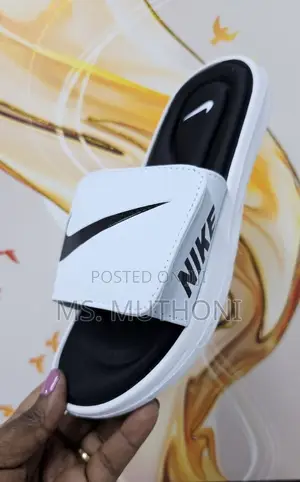 100 % Premium Nike Air Slip on Sandals Size 40-45