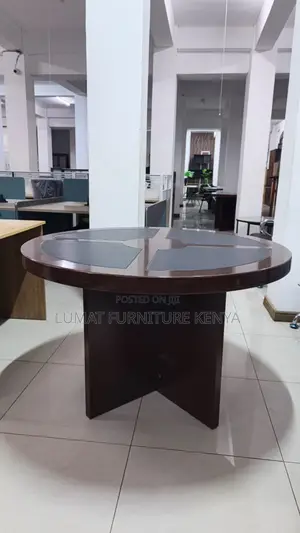 4 Seater Conference/Meeting Round Table
