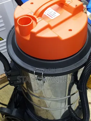 Wet and Dry Vaccum Cleaner / Carpet Cleaner
