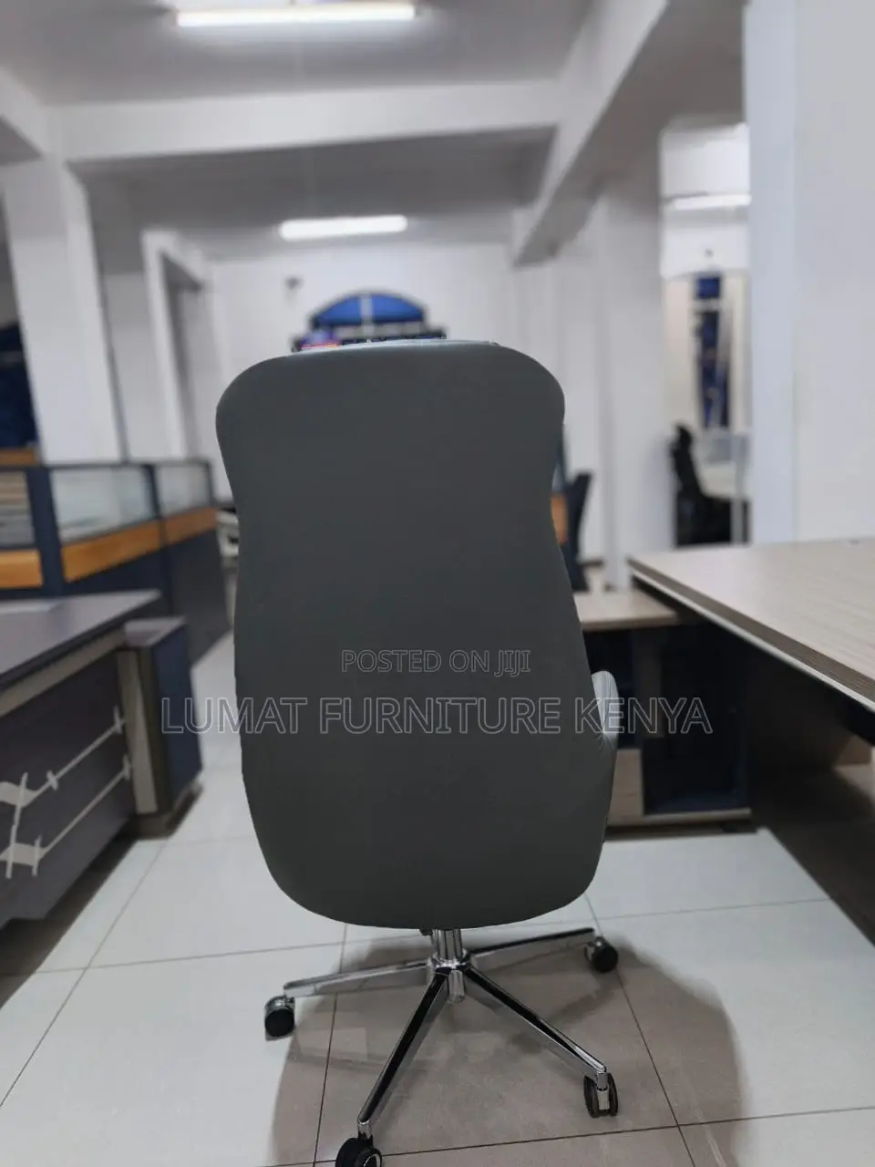 Gray Swivel Directors Office Seat