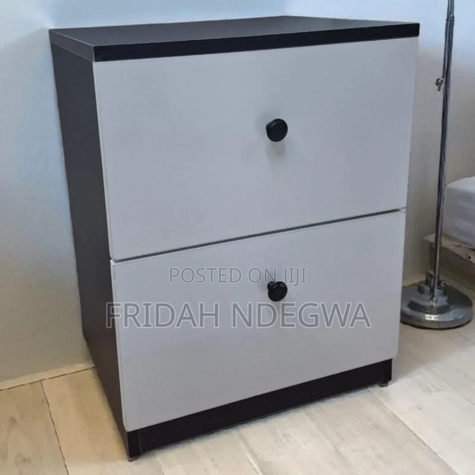 Juzl Bedside Drower