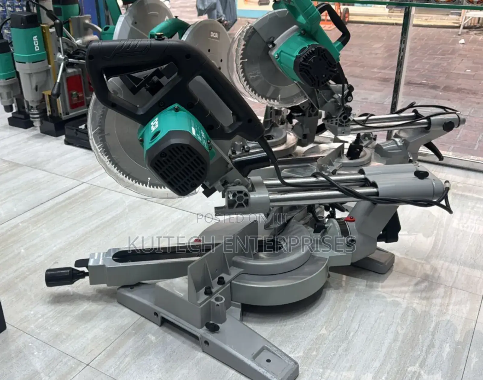 Electric Sliding Mitre Saw Dca With Blade