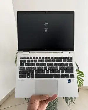 Laptop HP Elite X360 830 G10 16GB Intel Core I5 SSD 512GB