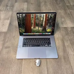 Laptop Apple MacBook Pro 2019 64GB Intel Core i9 SSD 512GB