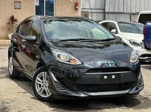 Toyota Aqua 2018 Black