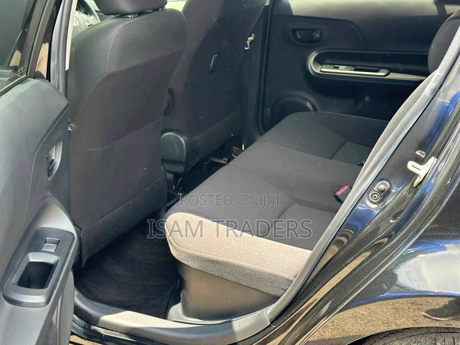 Toyota Aqua 2018 Black