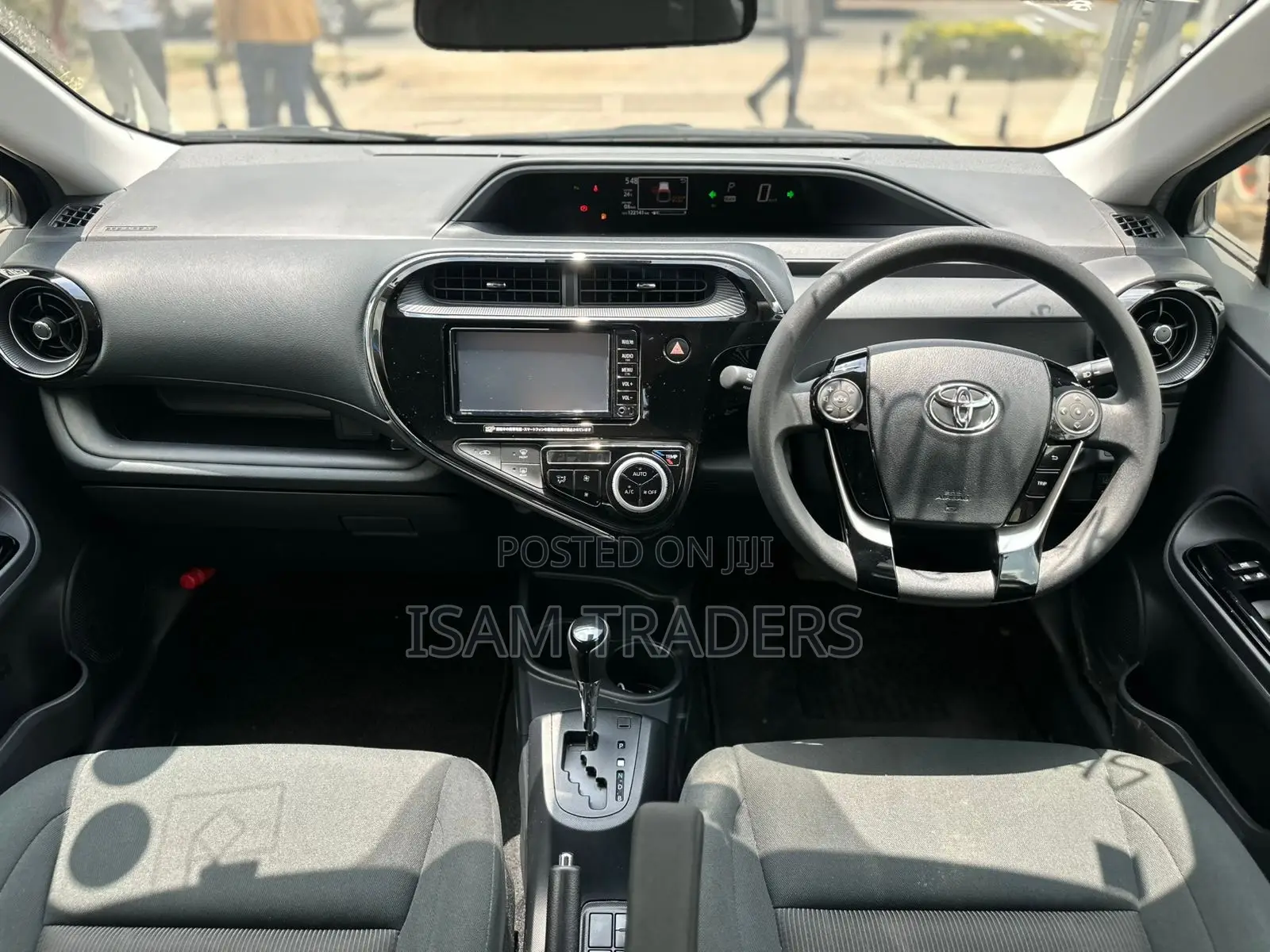 Toyota Aqua 2018 Black