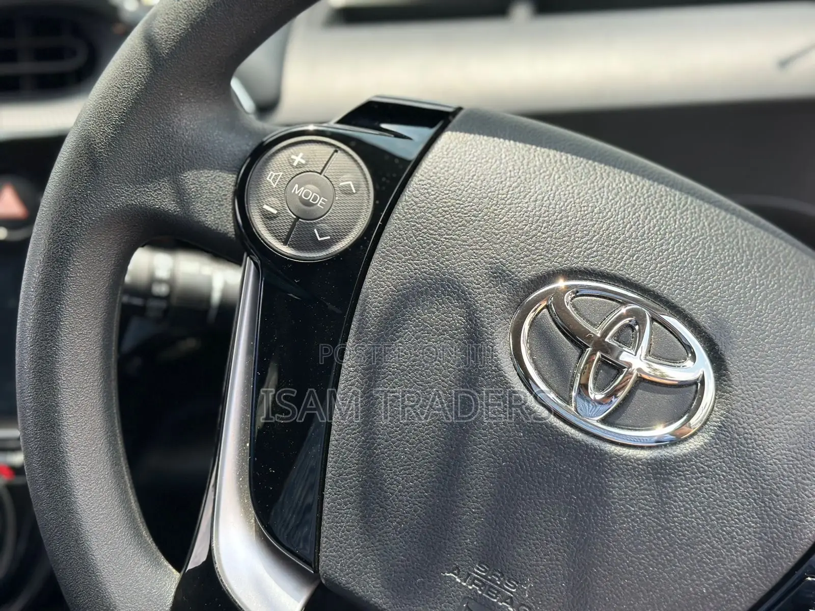 Toyota Aqua 2018 Black