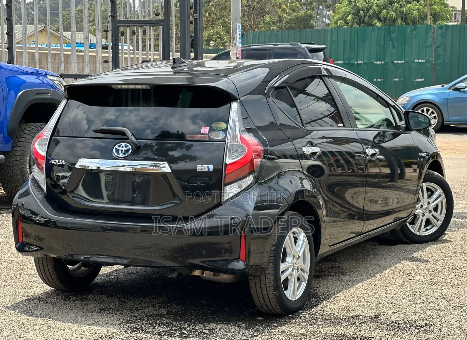 Toyota Aqua 2018 Black