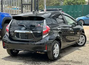 Toyota Aqua 2018 Black