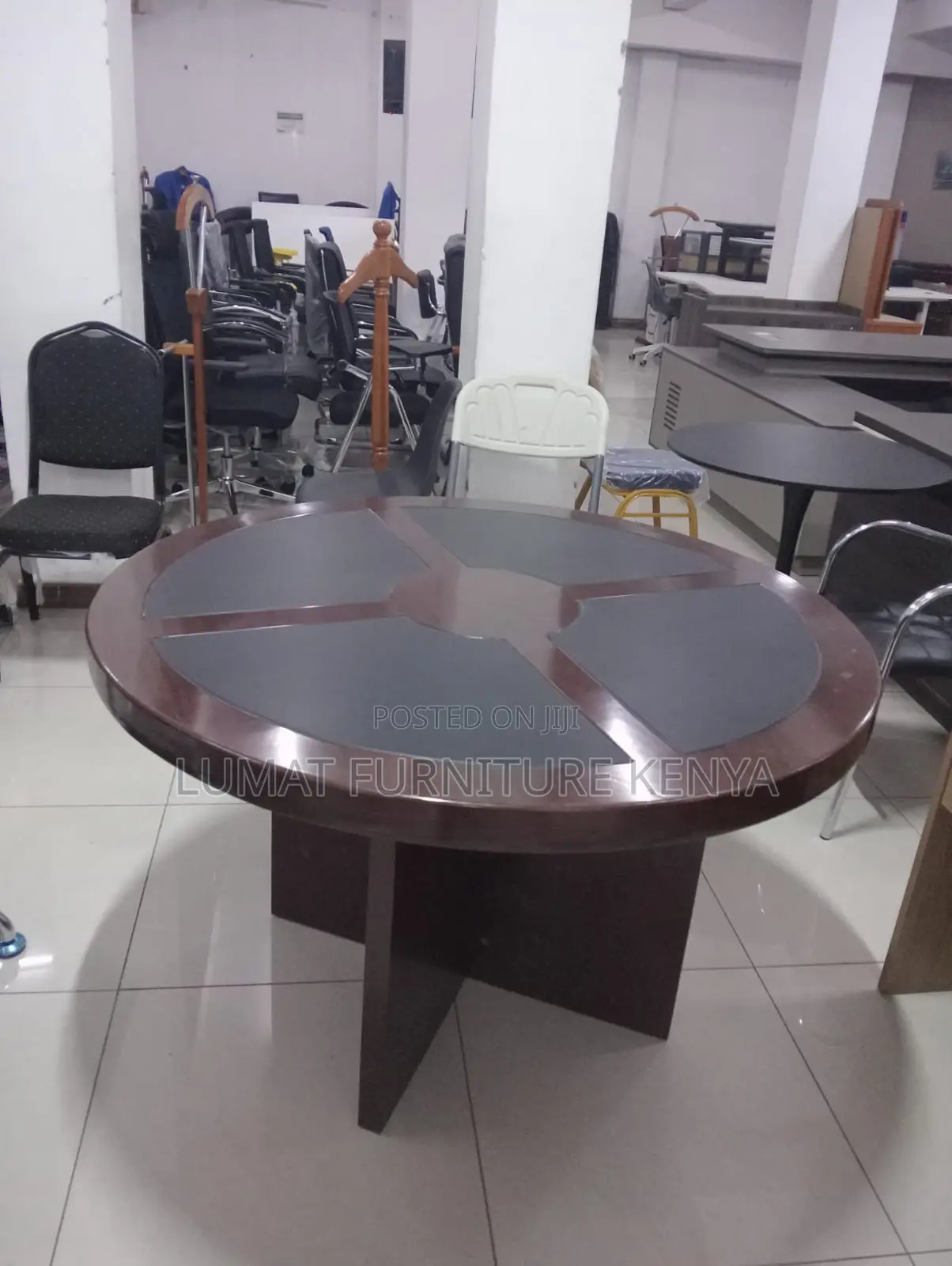 Executive Collaboration Table