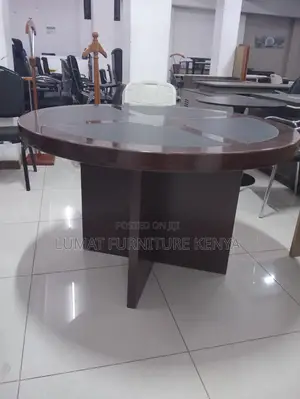 Executive Collaboration Table