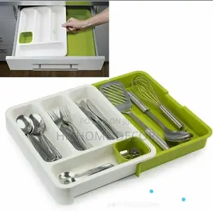 Expandable Cutlery Organiser Tray