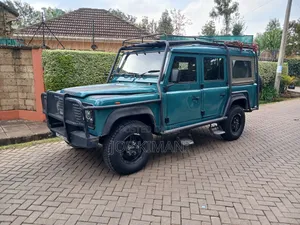 Land Rover Defender 1993 Green