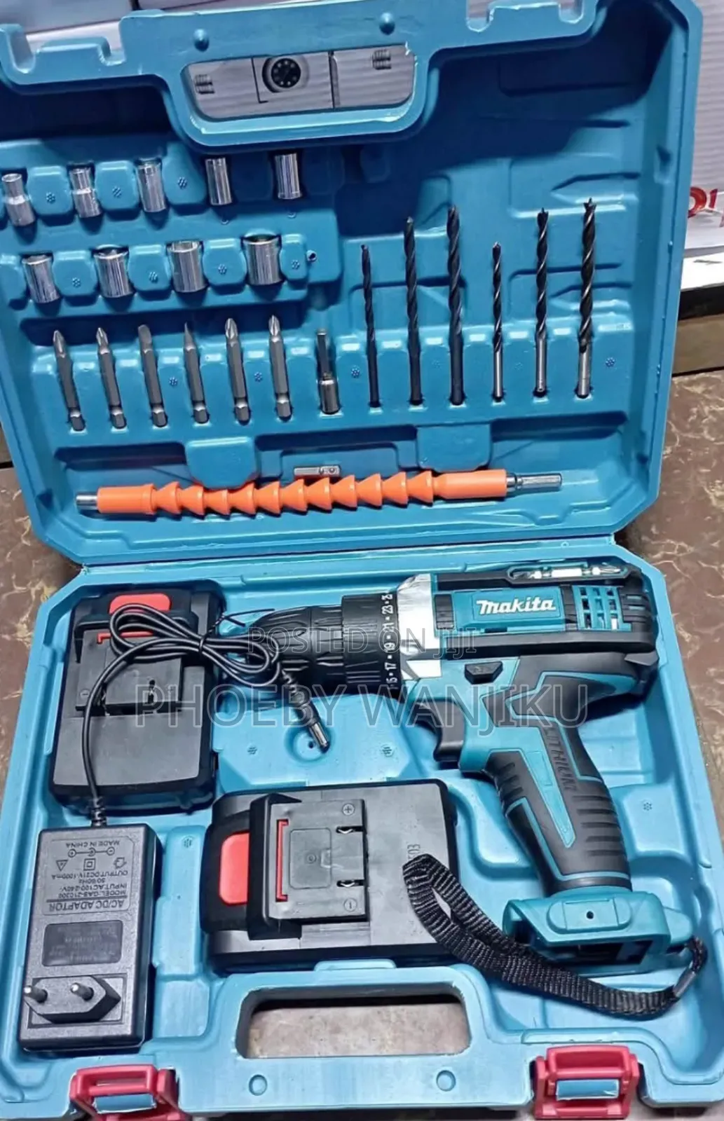 Ideal Cordless Makita Drill With Accessories