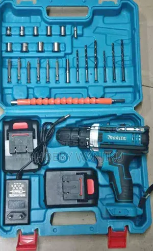 Ideal Makita Drill (Two Batteries and Accessories)