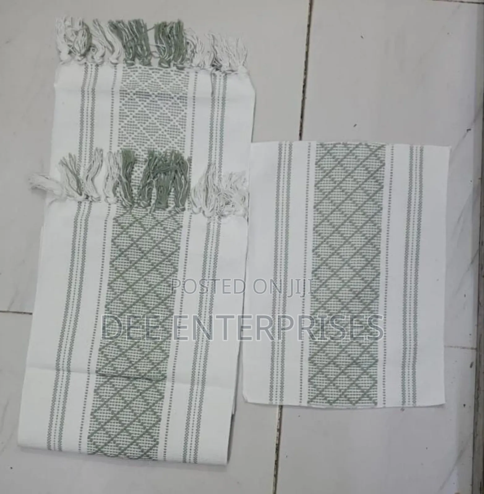 Braided Woven Textured Table Runner With Tassels + 6pcs Mats