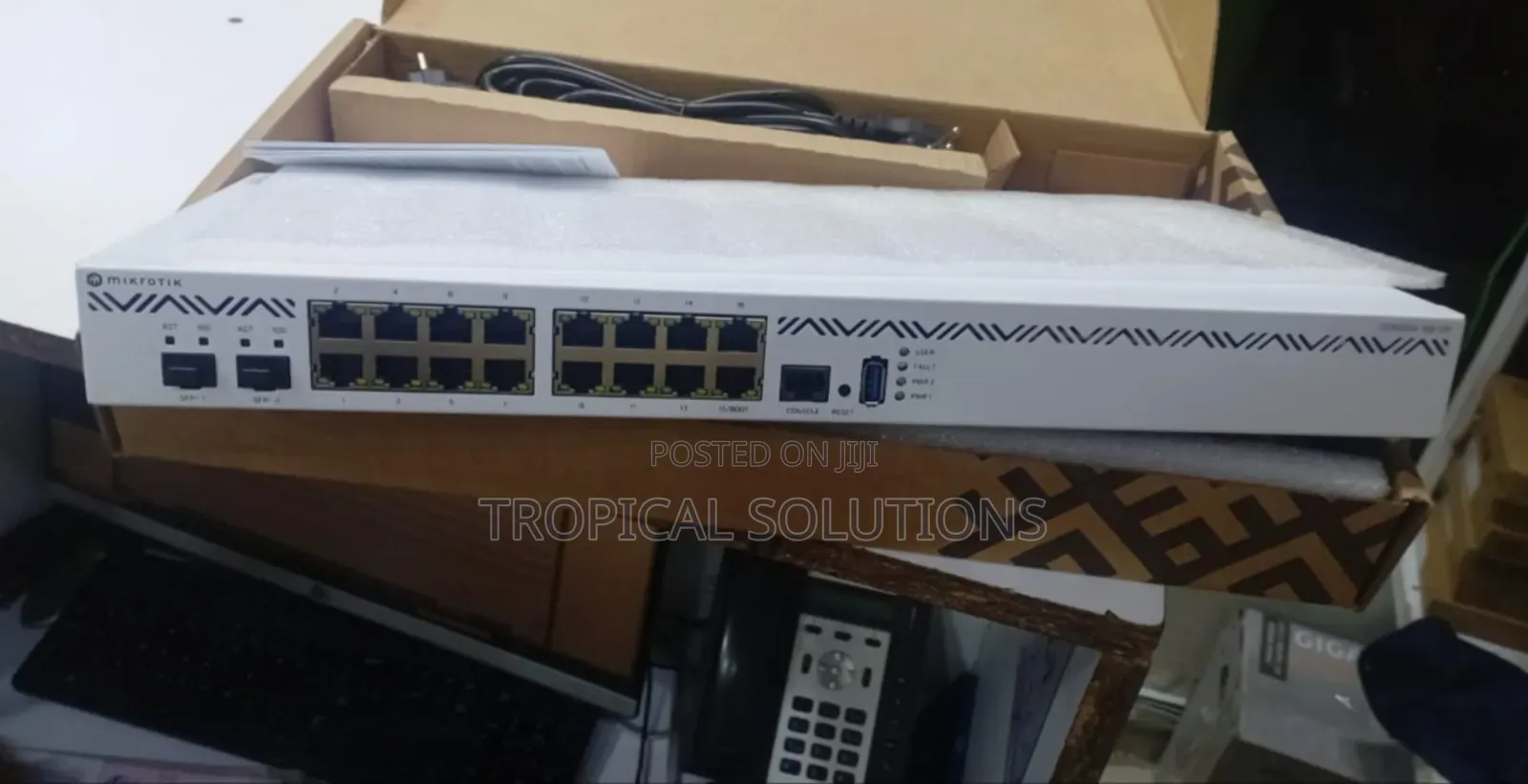 Mikrotik Ccr2004-16g-2s Router
