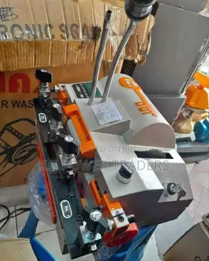 Key Cutting Machine