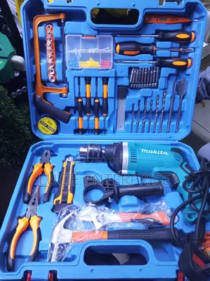 Makita Corded Drillset Toolkit 710watts