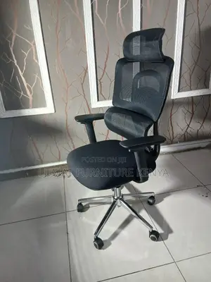 Breathable Mesh or Padded Backrest