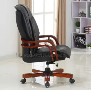 Swivel Leather Office Chair – Comfortable Stylish