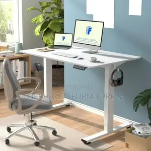 Adjustable Electric Office Desk – Modern Look