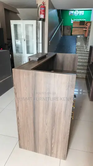 Executive Reception Desk