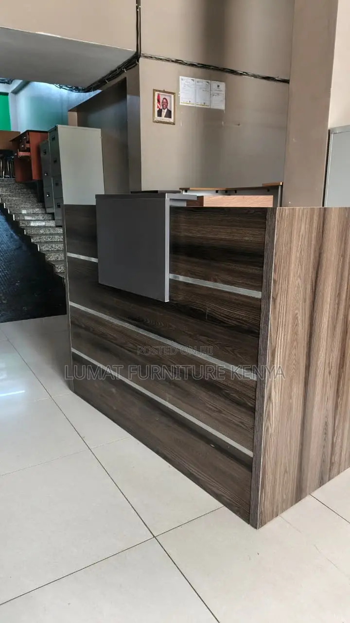 Executive Reception Desk
