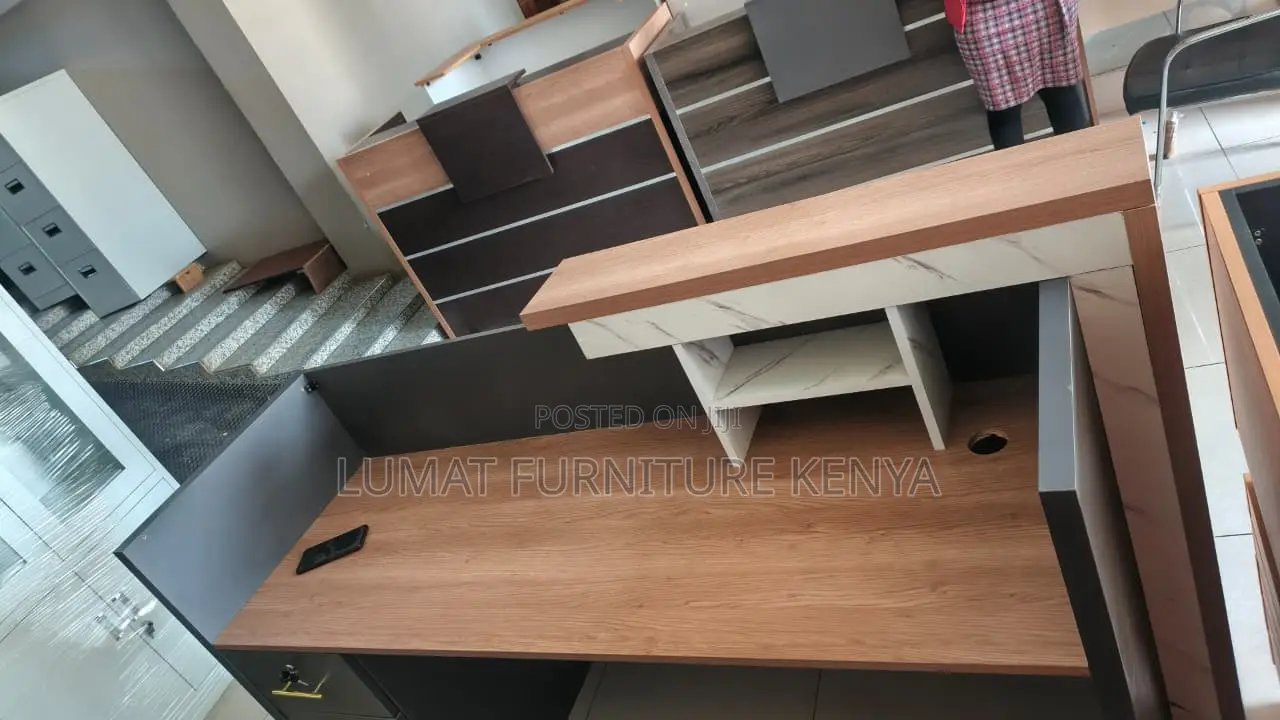 Corporate Reception Counter