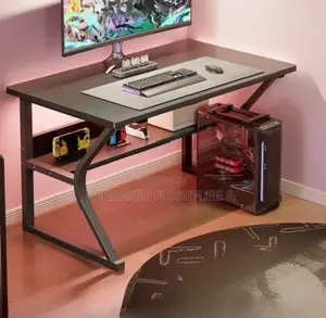 Executive Metal Office Desk – Premium Design