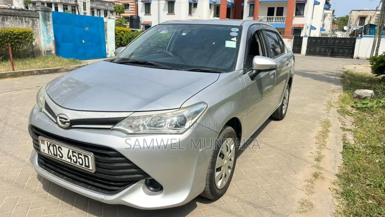 Toyota Axio 1.5 G 2WD 2017 Silver